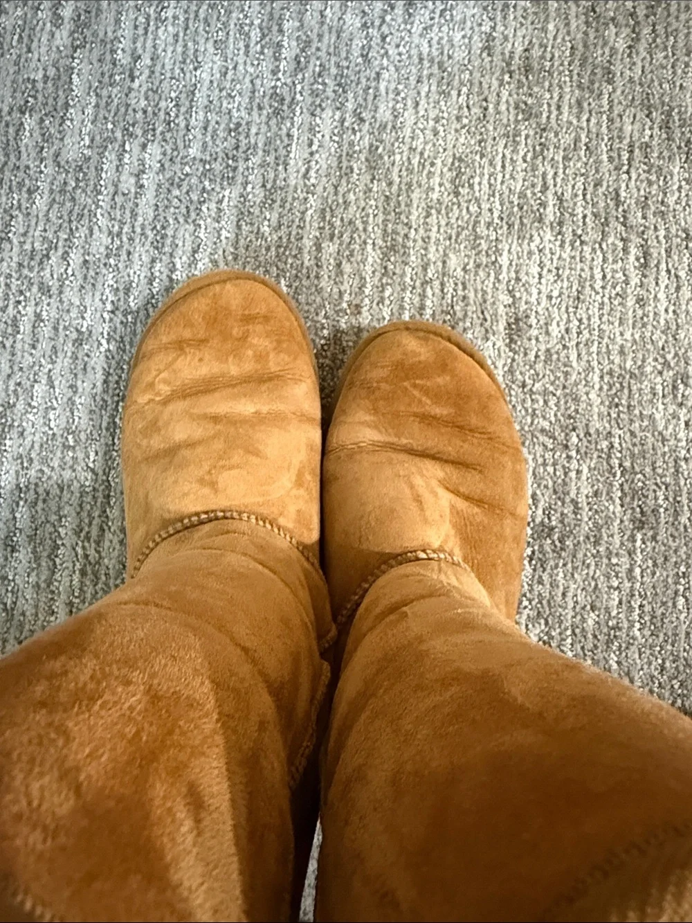 UGG Classic Tall Shearling-Lined Women's Boots - Chestnut Brown